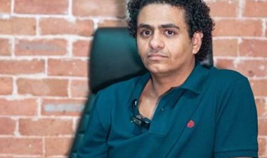 محمد صلاح العزب يعلق على واقعة القاضي المزيف عبر فيسبوك: عاش أسطورته 10 سنوات حتى سقط بالصدفة