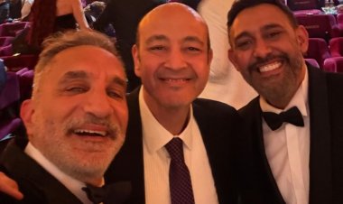 بعد سنوات من الخلاف.. لقاء يجمع باسم يوسف وعمرو أديب وعمرو مصطفى في Joy Awards 