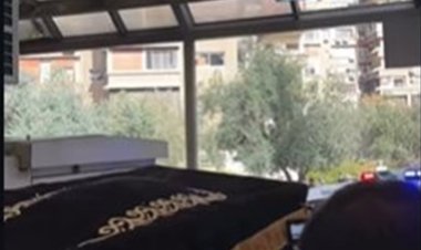 الصفحة الرسمية للفنانة هدى شعراوي تنشر فيديو مراسم تشييع جثمان الراحلة 