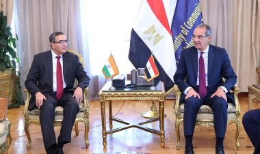 وزير الاتصالات يشهد مراسم توقيع مذكرة تفاهم بين معهد تكنولوجيا المعلومات والمعهد الوطني الهندي