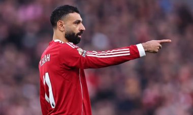 صلاح بديلا.. سلوت يعلن تشكيل ليفربول أمام باريس في دوري الأبطال