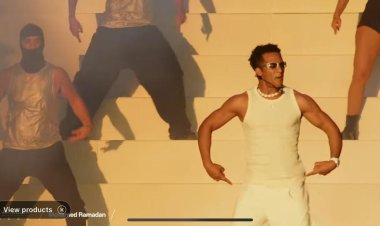 معجب يلقي الباسبور المصري على محمد رمضان خلال حفله الثاني في كوتشيلا.. ماذا فعل الفنان؟