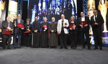 تكريم خالد الصاوي ورياض الخولي .. لقطات من افتتاح مهرجان المركز الكاثوليكي