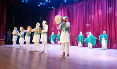 «لأجل النبى» و«محمد نبينا» بصوت ذوى الهمم على مسرح السامر