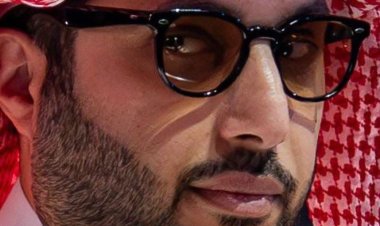 بعد ظهوره في «البوليفارد».. تركي آل الشيخ يعلّق مازحًا: «نظرتي للمخرج لما قال لي عيد»