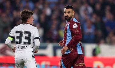صلاح يحرز هدفا في فوز طرابزون على بشكتاش بثنائية في الدوري التركي