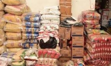 ضبط 9 طن مواد غذائية مجهولة المصدر داخل مخازن بدون ترخيص بالزيتون والمطرية 