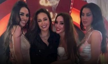 داليا البحيري تنشر صورة من احتفال رنا رئيس بليلة الحنة