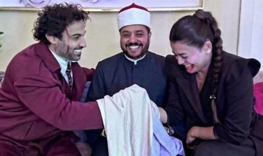 أول تعليق من أسماء جلال على صورتها مع أحمد فهمي بعد شائعات ارتباطهما