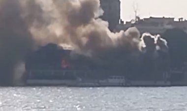 نشوب حريق هائل في باخرة سياحية بالجيزة .. وإخلاء المركب من رواده