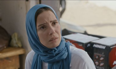 خبير قانوني ينتقد «برغم القانون»: تجسيد إيمان العاصي دور محامية في المسلسل «مسخرة»