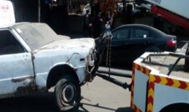 تحرير 1354 مخالفة الملصق الإلكتروني ورفع 38 سيارة ودراجة نارية متروكة