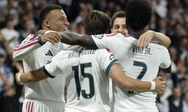 ريال مدريد يفوز على لايبزج برباعية في دوري الأبطال
