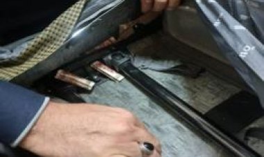 احباط تهريب كمية من الأموال مخبأة فى حقيبة بمطار سوهاج