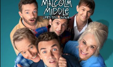 أغنية "سطلانة"لـ عبد الباسط حمودة والليثي تقتحم المسلسل الأمريكي الشهير Malcolm in the Middle