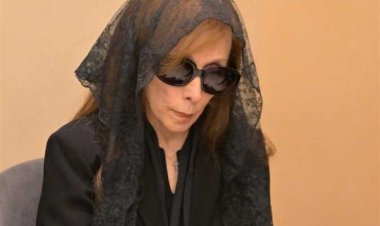 لميس الحديدي تعليقا على مشاركة «فيروز» في توديع ابنها زياد الرحباني: «قطعة من قلب لبنان رحلت»