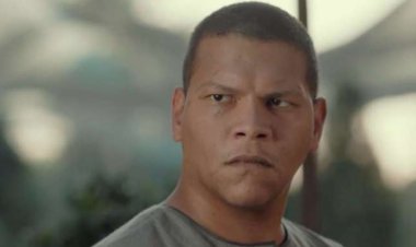 الحزن يخيم على الفنان أحمد عبد الحميد بعد وفاة ابنته ووالده خلال أيام قليلة