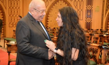 بالصور.. مستشارين ورجال أعمال وفنانين فى عزاء زوج ابنه المحامى سمير صبرى