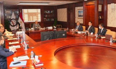 النائب العام يلتقي رؤساء الاستئناف لنيابات الاستئناف لعرض الكشوف ربع السنوية بدوائر نيابتهم
