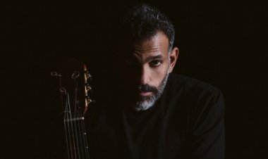 إيهاب عبد الواحد يكشف كواليس تعاونه مع تامر حسني في "مولعينها" ويعلن عن مشاريع درامية وجديده مع محمد منير