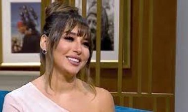 «ساندي» تكشف علاقتها بتامر حسني وإنقاذ محمد رحيم