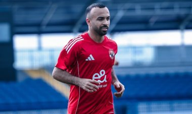 الأهلي يعلن موقفه النهائي من رحيل أفشة والشحات