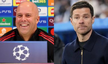 تقارير: "ألونسو" يقترب من خلافة "سلوت" في ليفربول