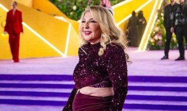 بعد انتقاد إطلالتها.. نادية الجندي تنشر سعر فستانها في حفل «JOY AWARDS»