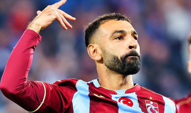 صلاح يسجل ويصنع في الشوط الأول.. طرابزون يتقدم على كوبس في دوري المؤتمر الأوروبي