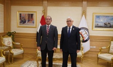 النائب العام يستقبل وزير المالية لإعلان تسليم 200 كيلو ذهب للبنك المركزي 