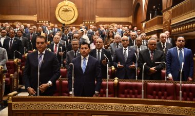 رحل عن الدنيا وسيظل باقيًا.. وزير المجالس النيابية ينعي المهندس عبدالخالق عياد