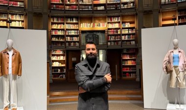 أحمد حاتم أول ممثل مصري يحضر أسبوع الموضة في باريس كضيف شرف لدار "ساندرو"