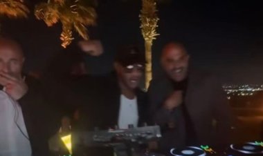 رغم وفاة والده.. محمد رمضان يشارك في حفل زفاف رجل الأعمال أحمد طارق 