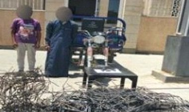 ضبط 4 عاطلين لاتهامهم بسرقة حديد تسليح ومسكن وسيارة بالتجمع والمرج (صور)