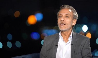 باهر دويدار ناعيا والدته: ماتت أمي وكنت أحسبها لن تفعل أبدًا