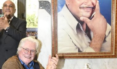 زيارة حسين فهمي لـ«كشري أبو طارق» تتحول إلى لقطات مبهجة مع الجمهور