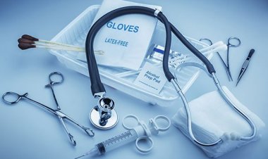 العثور على مستلزمات طبية ثمنها مليون جنيه قبل تهريبها خارج البلاد بأسوان