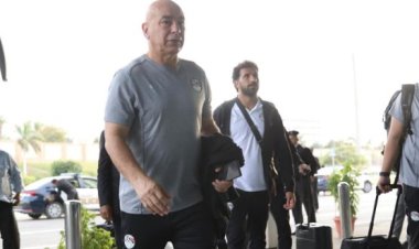 اتحاد الكرة يقرر منع الظهور الإعلامي للرياضيين دون موافقة مسبقة.. مستند