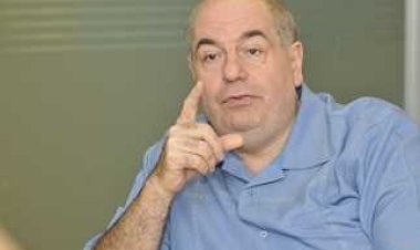 المؤلف أحمد الإبياري: بعت بيتي وعربيتي من أجل الفن