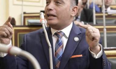 «برلماني» عن رفع سعر الخبز المدعوم: وزارة «مدبولي» صارت تحمل لقب «حكومة التعاسة»