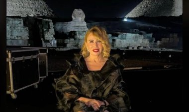 ليلى علوي تهنئ إيناس الدغيدي بعيد ميلادها وتتمنى لها عامًا مليئًا بالنجاح