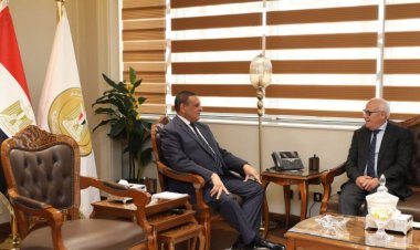 وزير التنمية المحلية يتابع مع محافظ بورسعيد عددا من الملفات الخدمية