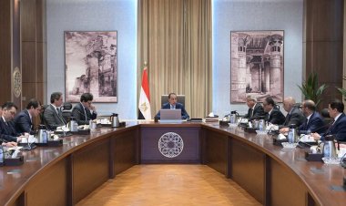 رئيس الوزراء يلتقى أعضاء اللجنة المُشكلة لبحث تحديات ومستقبل الإعلام والدراما