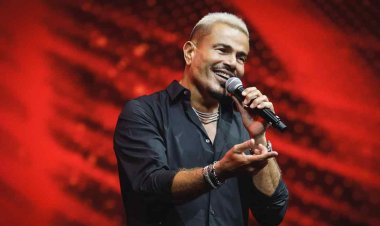  عمرو دياب يحيي افتتاح مهرجان موسم الكويت الغنائي.. صور