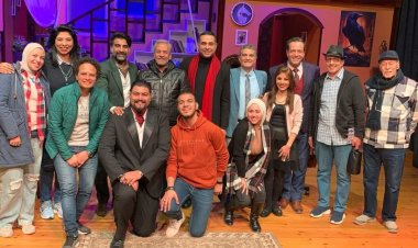 أبرزها من نجوم الفن والإعلام.. إشادات كبيرة بمسرحية «النقطة العميا»