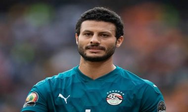 بعد تألق مصطفى شوبير.. هل سيمنح الأهلي محمد الشناوي للزمالك؟