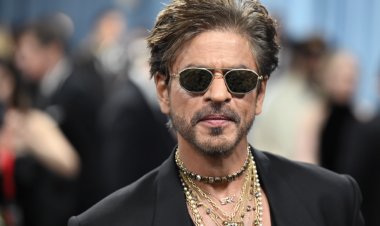 في حفل ميت غالا 2025.. شاروخان يتعرض لموقف محرج ويضطر للتعريف بنفسه