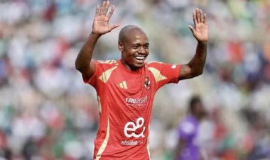 "شكرا أهلي شكرا مصر".. رسالة وداع مؤثرة من بيرسي تاو للأهلي وجماهيره