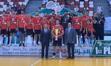 الأهلي يفوز على الزمالك ويتوج بكأس السوبر الإفريقي لكرة اليد