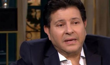 هاني شاكر يقارن بين الهضبة ونجم الجيل: أسلّم راية الفن لتامر حسني